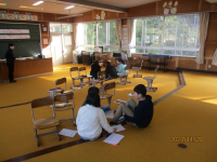５６年